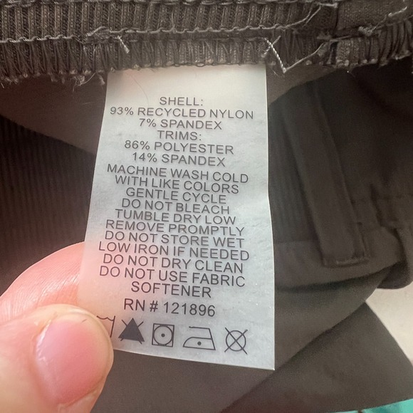 Title Nine Hiking‎ Pants Women's Size 14 Black Elastic Waist Straight Leg Preppy - Picture 15 of 16